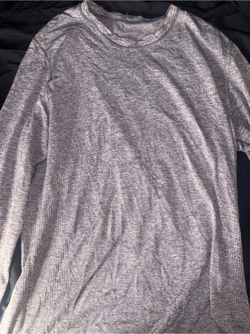 lululemon athletica Men's Long-Sleeve Heather Gray Crew